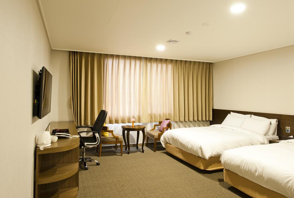 Jeonju Yeonghwa Hotel Номер фото