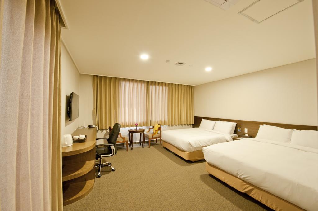 Jeonju Yeonghwa Hotel Номер фото